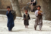 وضعیت رقت‌بار مردم افغانستان در حاکمیت طالبان؛ از فقر‌ بی‌پیشینه تا گرسنگی شدید ـ مجله‌ی اورال
